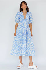 Summer Land V-Neckline Midi Dress Floral Blue