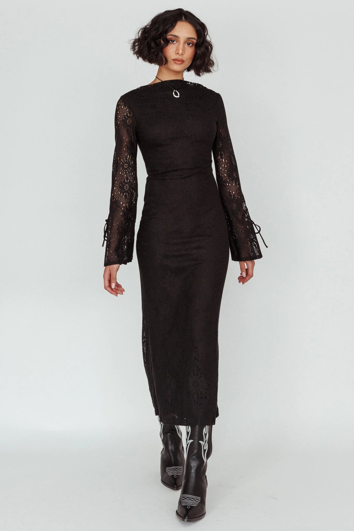 Kalia Long Sleeve Lace Midi Dress Black